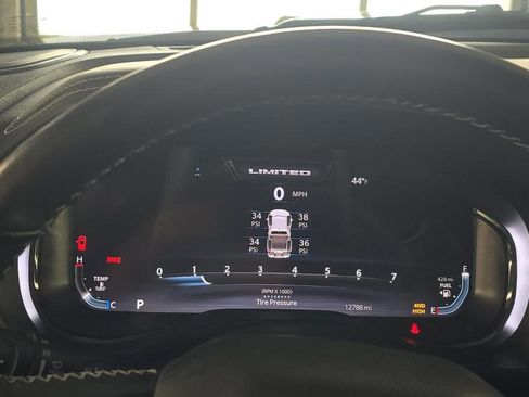 Used 2025 RAM 1500 Limited image 15