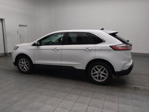 Used 2023 Ford Edge SEL image 3