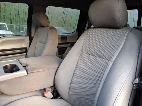 Used 2018 Ford F150 XLT w/ Equipment Group 302A Luxury AWD/4WD image 8