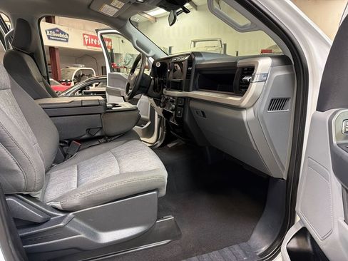 Used 2023 Ford F250 XL w/ STX Appearance Package AWD/4WD image 35