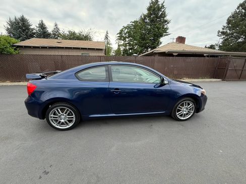 Used 2005 Scion tC FWD image 3