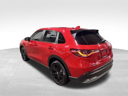 Certified 2026 Honda HR-V Sport image 7