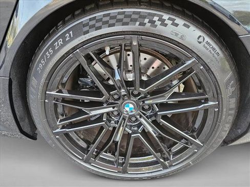 Used 2025 BMW M5 Touring image 24