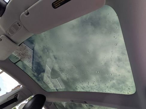 Used 2020 Tesla Model 3 Standard Range Plus image 23