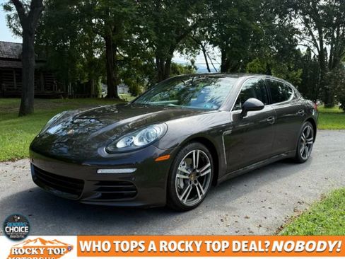 Used 2015 Porsche Panamera 4S image 1