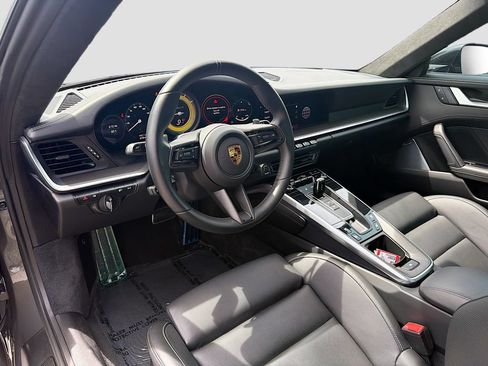 Certified 2022 Porsche 911 Turbo S AWD/4WD image 4