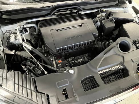 New 2026 Honda Pilot Touring image 12