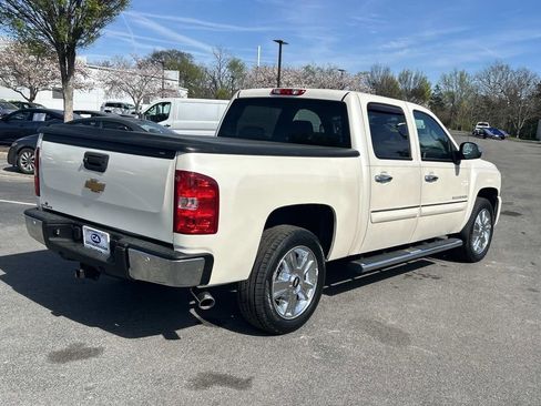 Used 2013 Chevrolet Silverado 1500 LTZ w/ LTZ White Diamond Edition image 3