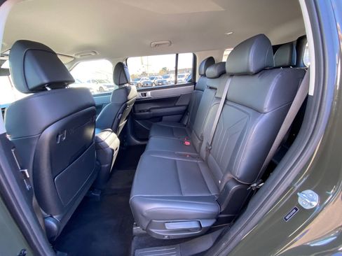 Used 2025 Hyundai Santa Fe SEL FWD image 29