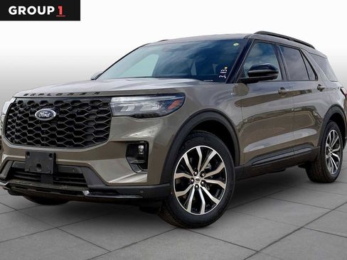 New 2026 Ford Explorer ST-Line RWD image 1