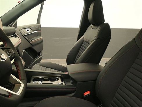 New 2026 Ford Explorer ST-Line w/ ST-Line Street Pack image 21