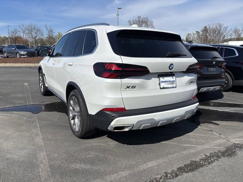 Used 2026 BMW X5 xDrive40i image 18