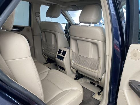 Used 2015 Mercedes-Benz ML 350 4MATIC image 12