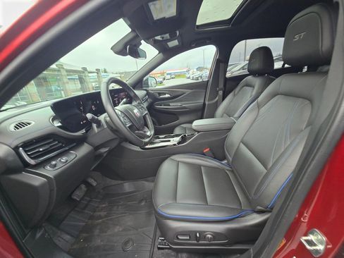 Used 2024 Buick Envista Sport Touring w/ Experience Buick Package image 17