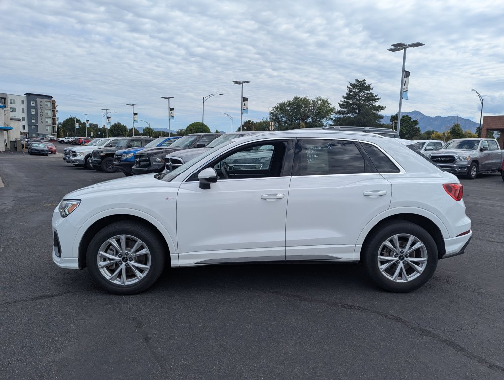 Used 2025 Audi Q3 2.0T Premium AWD/4WD image 8