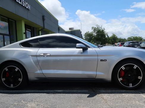Used 2020 Ford Mustang GT Premium w/ Equipment Group 401A RWD image 8