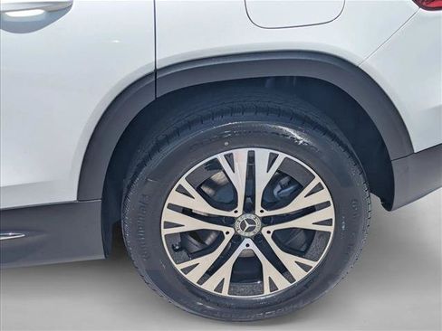 Used 2026 Mercedes-Benz GLB 250 image 9