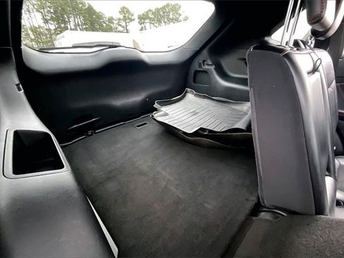 Used 2020 Ford Edge ST-Line image 28