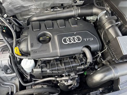 Used 2018 Audi Q3 2.0T Premium Plus w/ Premium Plus Package image 27