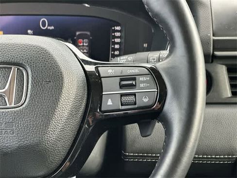 Used 2023 Honda Pilot Elite image 10