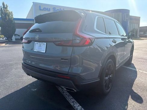 Used 2024 Honda CR-V Sport Touring image 6