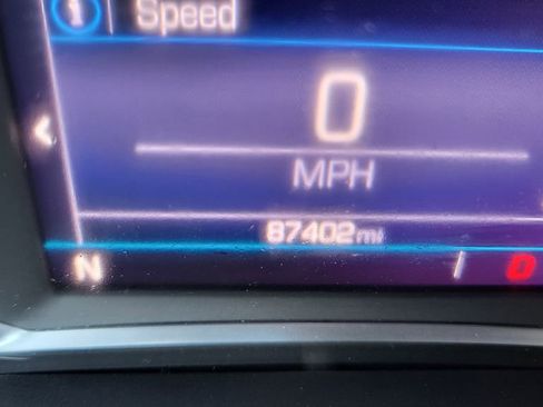 Used 2021 GMC Acadia SLE w/ Driver Convenience Package image 33