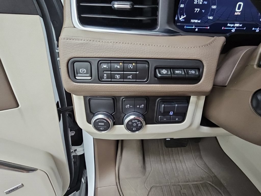 Certified 2023 GMC Yukon XL Denali w/ Denali Reserve Package RWD image 28