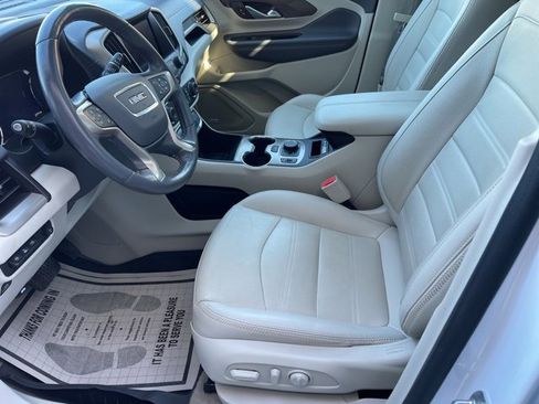 Used 2022 GMC Terrain Denali w/ LPO, Floor Liner Package image 21