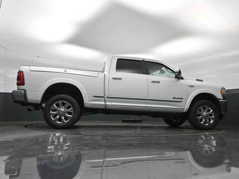 Used 2020 RAM 2500 Limited AWD/4WD image 58