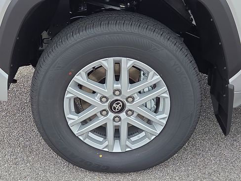 New 2026 Toyota Tundra SR5 image 5