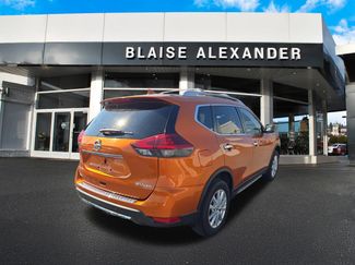 Used 2020 Nissan Rogue SV AWD/4WD video 3