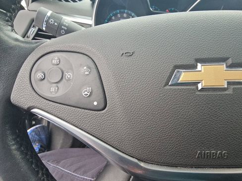 Used 2017 Chevrolet Impala Premier w/ Enhanced Convenience Package image 11