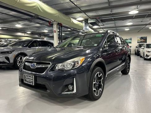 Used 2017 Subaru Crosstrek 2.0i Limited image 5