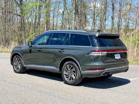 Certified 2022 Lincoln Aviator AWD w/ Elements Package image 4