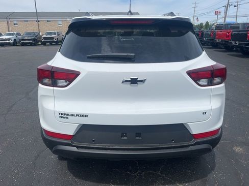 New 2026 Chevrolet TrailBlazer LT w/ Midnight Edition AWD/4WD image 4
