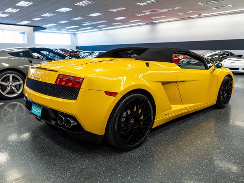 Used 2012 Lamborghini Gallardo LP 560-4 AWD/4WD image 5