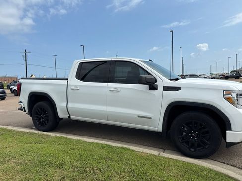 Used 2021 GMC Sierra 1500 Elevation RWD image 4