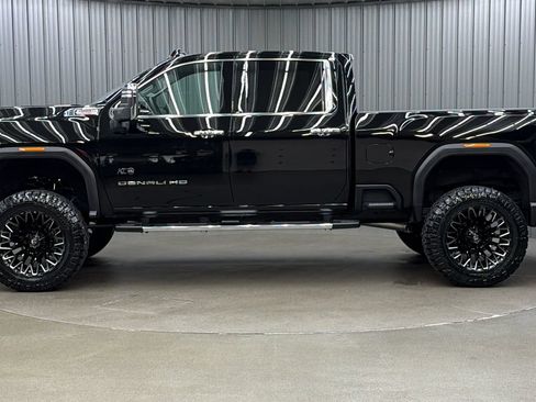 Used 2025 GMC Sierra 2500 Denali w/ Denali Reserve Package AWD/4WD image 2