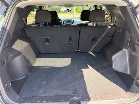 Certified 2024 Chevrolet Equinox LT FWD image 9