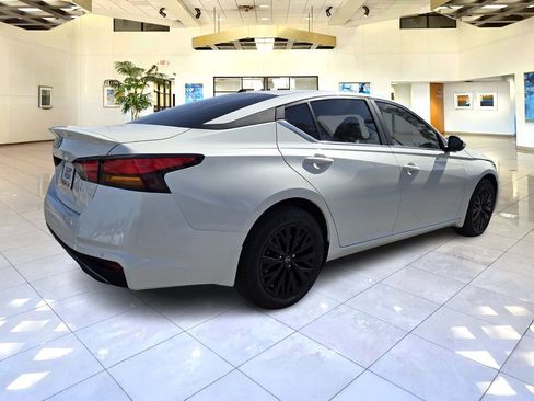 New 2026 Nissan Altima 2.5 SV w/ SV Special Edition Package FWD image 3