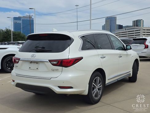 Used 2020 INFINITI QX60 Luxe w/ Essential Package image 5