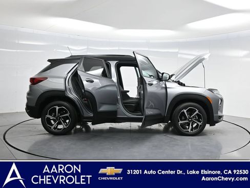 Used 2023 Chevrolet TrailBlazer RS w/ Convenience Package FWD image 3