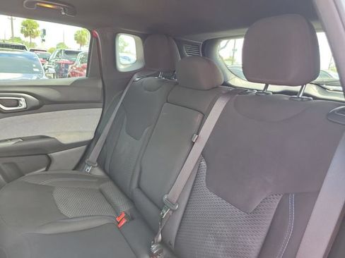 Used 2023 Jeep Compass Sport AWD/4WD image 16