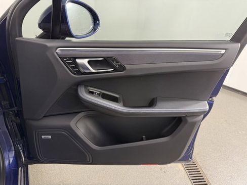 Used 2022 Porsche Macan GTS image 28