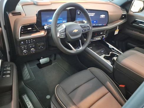 New 2026 Chevrolet Tahoe Premier w/ Sun And Tow Package AWD/4WD image 13
