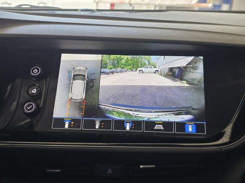 Used 2023 Buick Envision Avenir AWD/4WD image 17