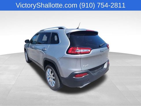 Used 2015 Jeep Cherokee Limited AWD/4WD image 24