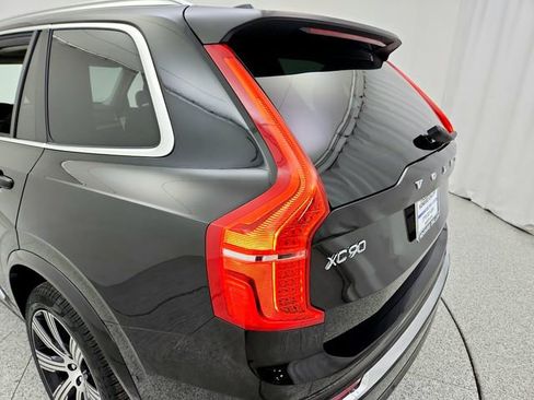 Certified 2024 Volvo XC90 T8 Plus image 29