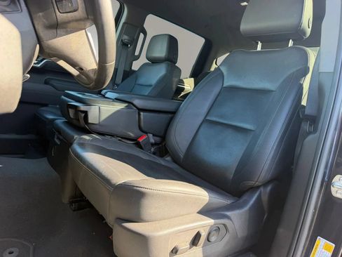 Used 2025 GMC Sierra 1500 SLT AWD/4WD image 10