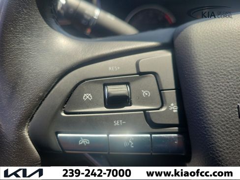 Used 2023 Cadillac XT6 Luxury w/ LPO, Premium Carpet Package FWD image 30